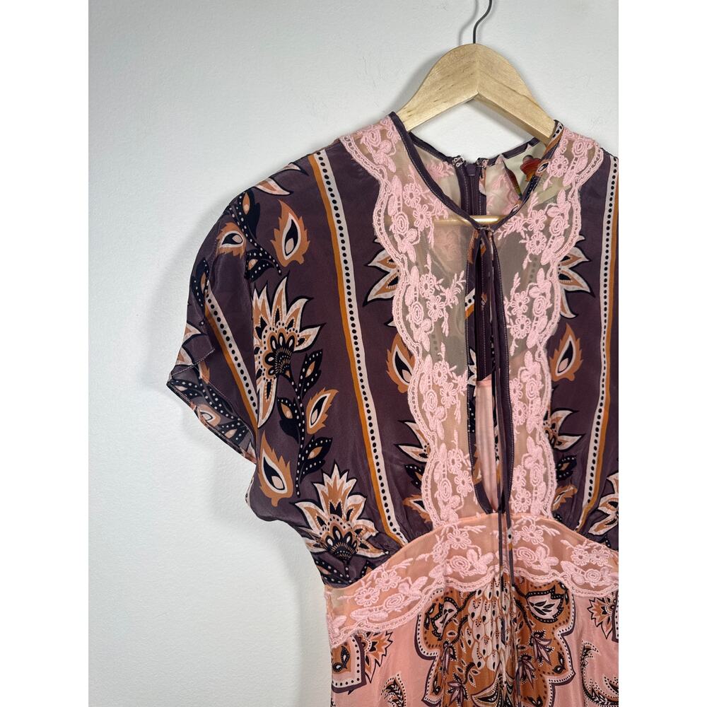 FARM Rio Glam Tapestry Lace Romantic Short Sleeve Maxi Dress Pink Pattern, XXS - Picture 4 of 8